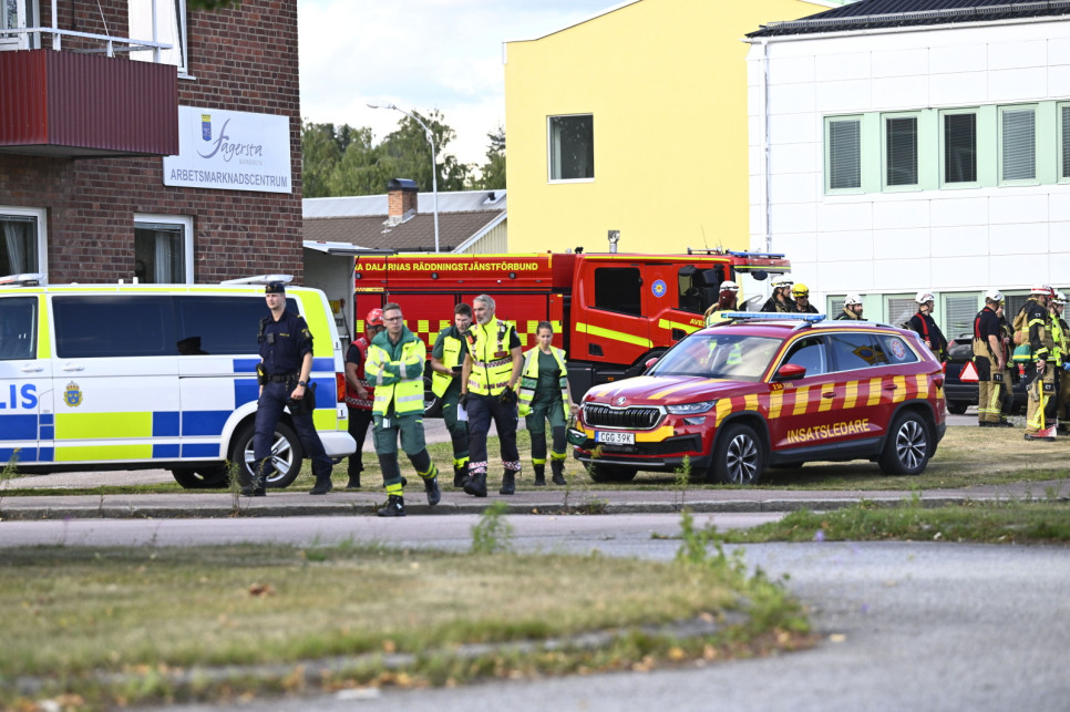 Atak mieczem w szwedzkiej szkole. Nie żyje 17-latka