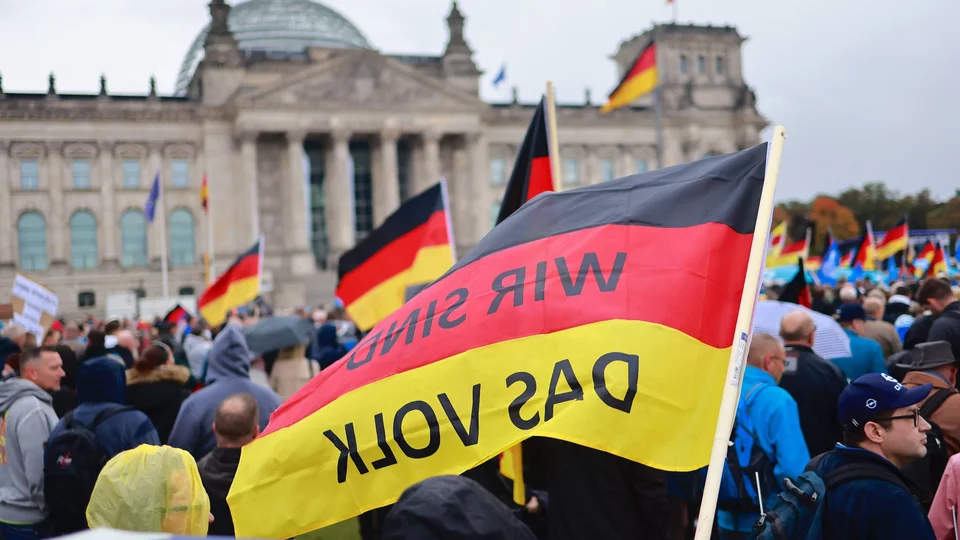 Co piąty Niemiec wyjechałby z kraju, gdyby AfD doszła do władzy