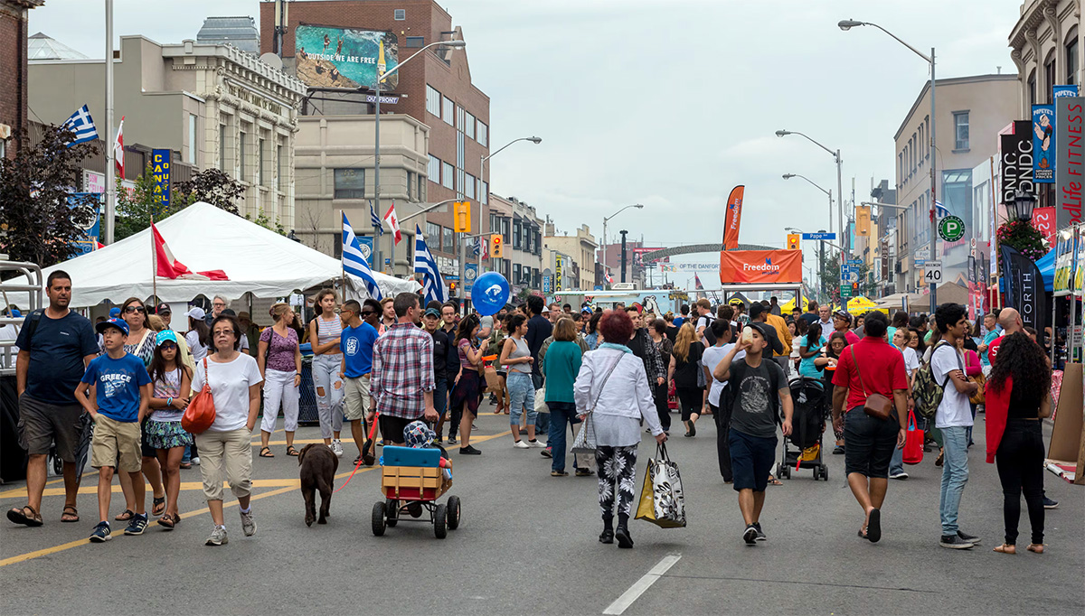 Tłumy wróciły na „Taste of the Danforth”