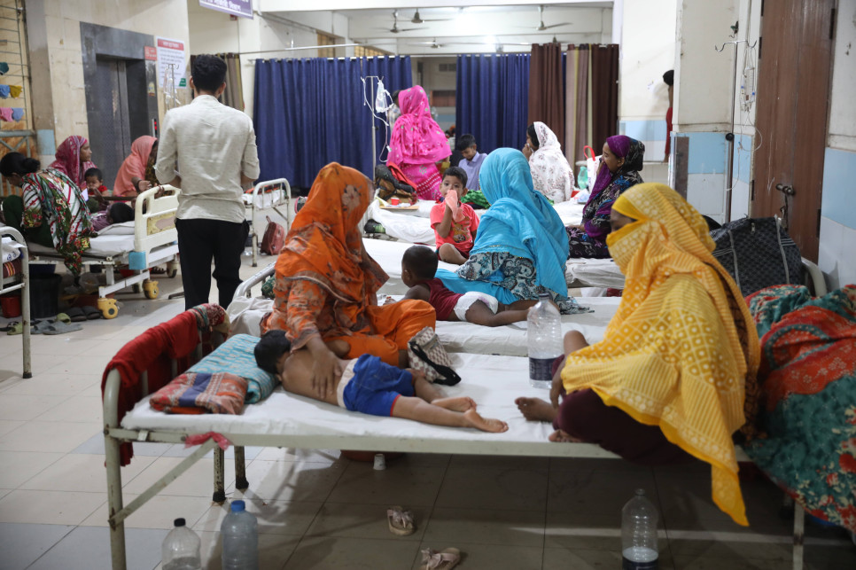 Zmarło blisko tysiąc dzieci. Bangladesz nie radzi sobie z epidemią odry