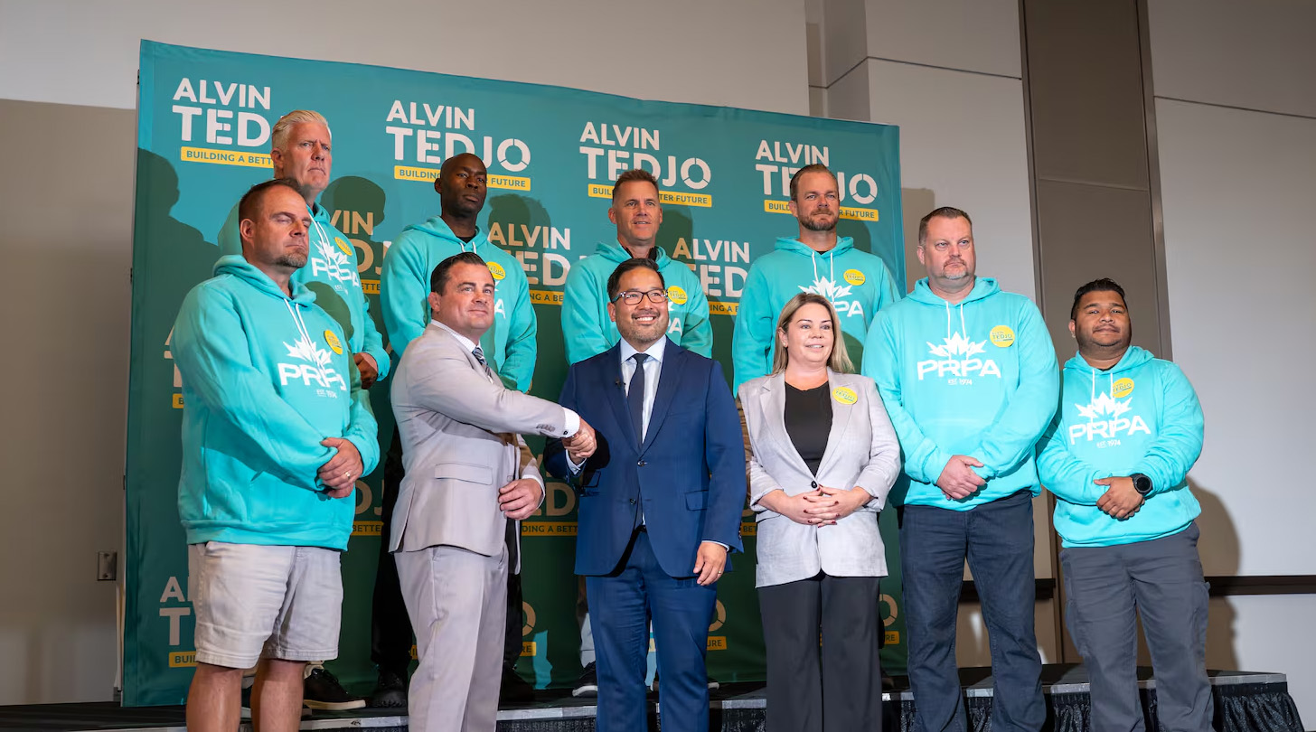 Policjanci Peel poparli Alvina Tedjo