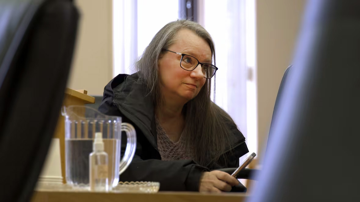 Ma prawie 160 wyroków. Znów trafi do więzienia
