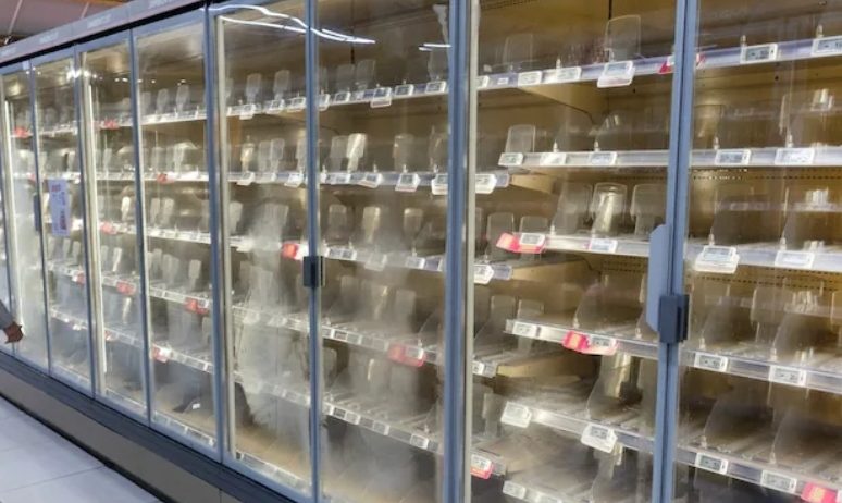 Hakerzy podgrzali zamrażarki w setkach supermarketów do 50 stopni, tysiące produktów trafią do kosza