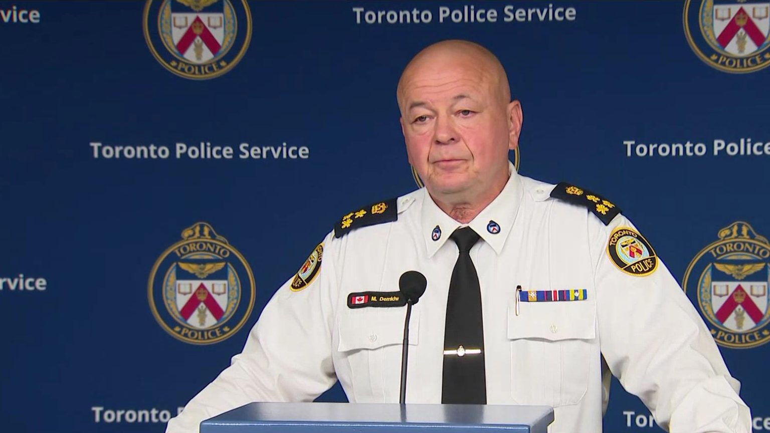 Mimo skandali, mieszkańcy Toronto ufają policji