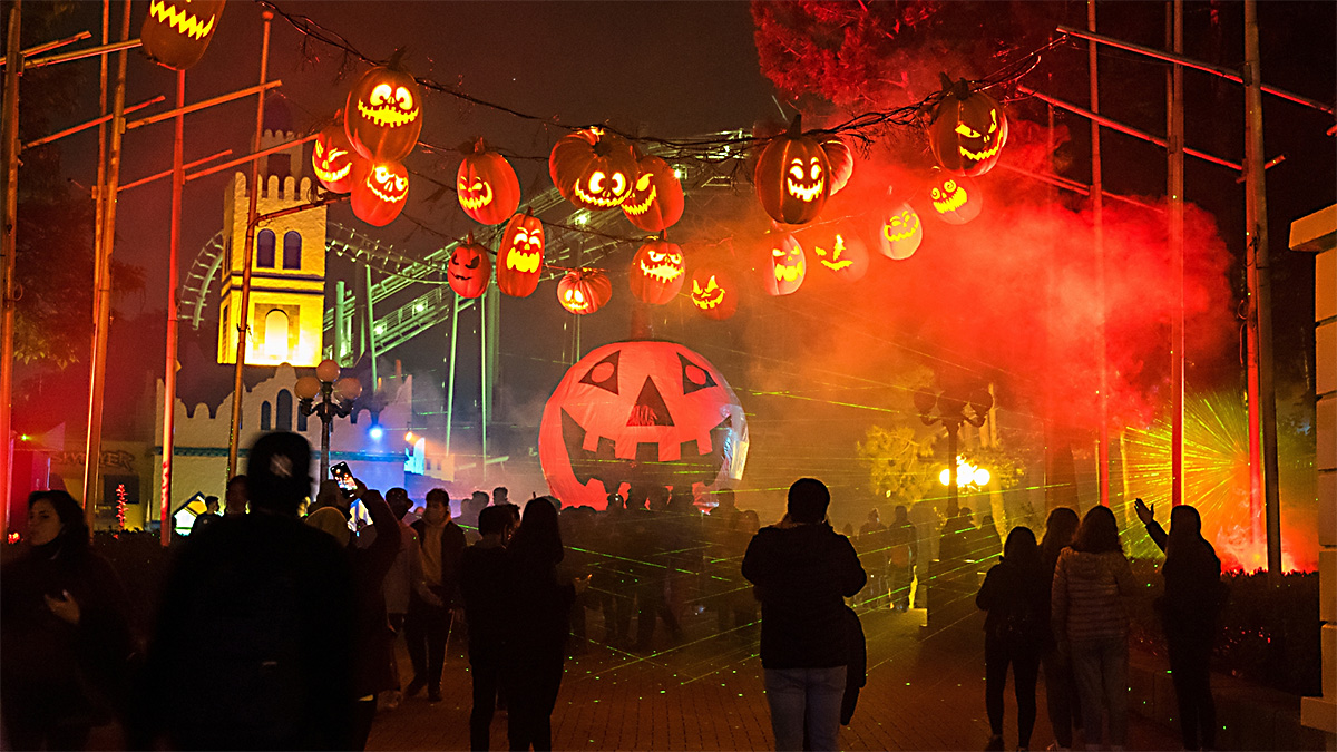 Halloween w Toronto. Atrakcje i utrudnienia