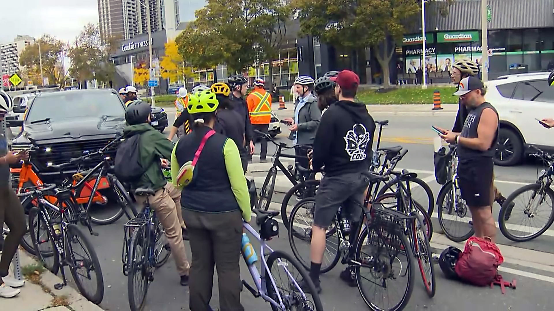 Bloor Street: protesty i aresztowania