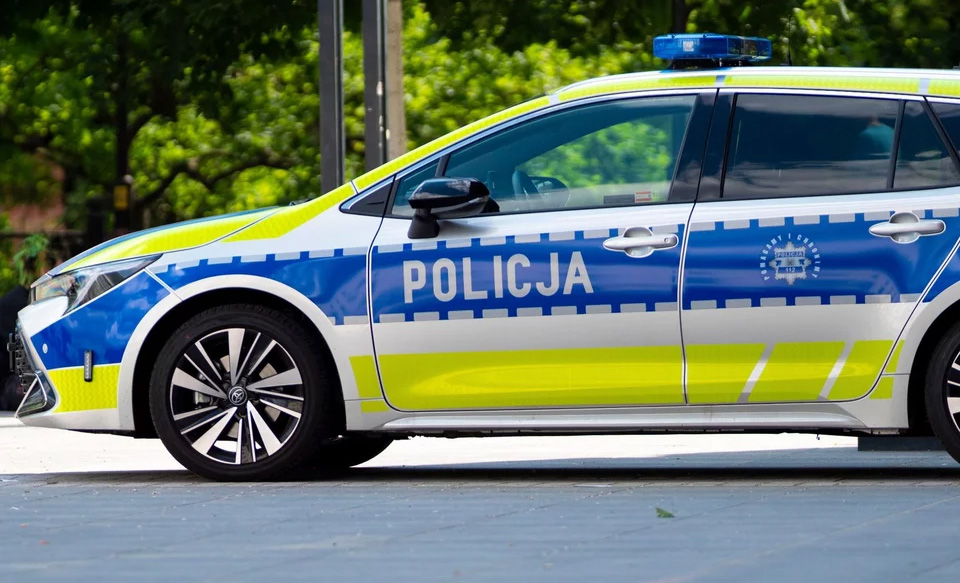 Policjantka śmiertelnie raniła agresywnego 44-latka z nożem