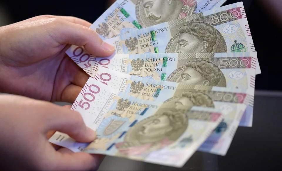 Złoty najsłabszy od trzech lat
